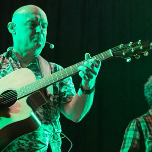 Pascal, chant et guitare